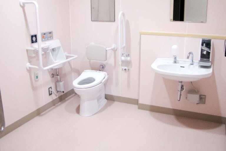 介護施設 トイレ新設工事イメージ